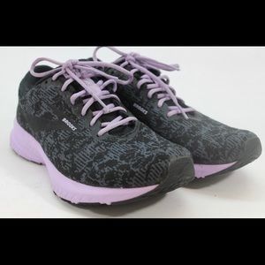 Womens Size 11 Launch 6